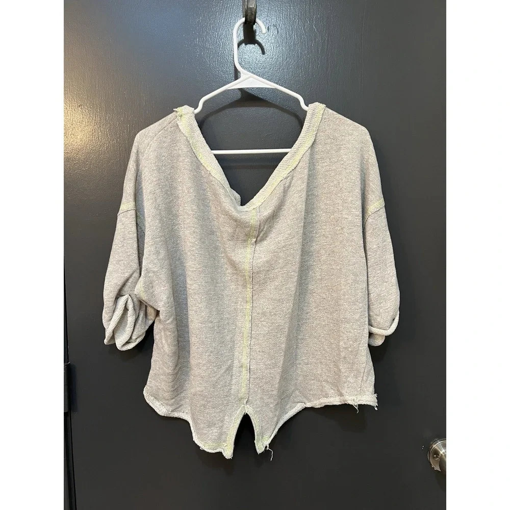 Free People Sz L Gray Speckled Short Sleeve Sweater Top Womens